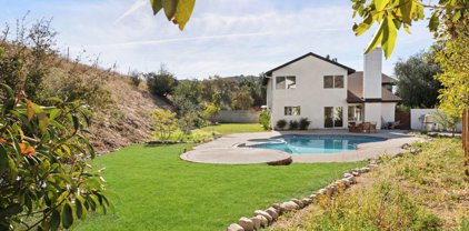 26004  Redbluff Dr, Calabasas