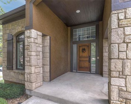 15043 Oxford Street, Leawood