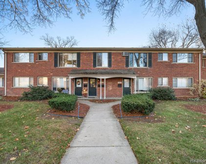 11420 CANAL Unit 203, Sterling Heights