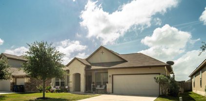 5633 Briar Field, New Braunfels