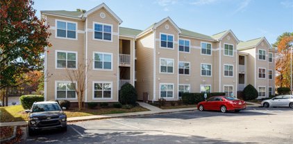 3310 Harbour Pointe Place Unit 10, Fayetteville