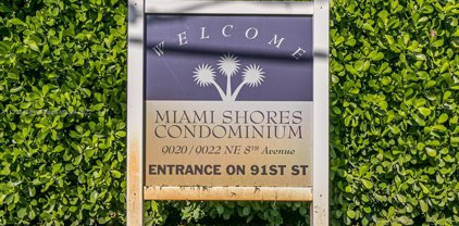 9022 Ne 8th Ave Unit #2P, Miami Shores