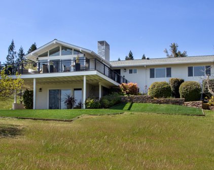 12169 Dawn LN, Los Altos Hills