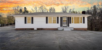 1000 W Cooksey Drive, Thomasville
