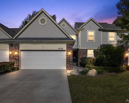 20719 ASHFORD, Macomb Twp