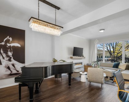 9 4th Avenue N Unit #105, Minneapolis