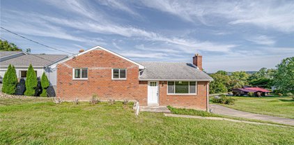 366 Oak Spring Rd, Chartiers