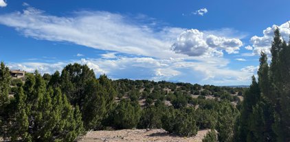 36 Camino De Vecinos, Santa Fe