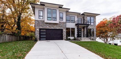 1574 Westmoreland St, Mclean