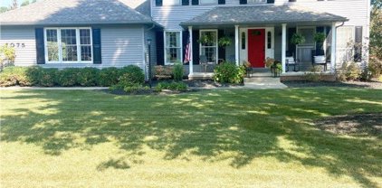 6075 Sandy Ridge Circle NW, North Canton