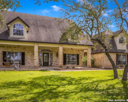 105 Country Meadow Dr, Boerne