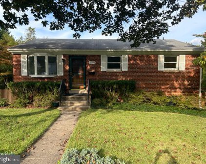 11113 Troy Rd, Rockville
