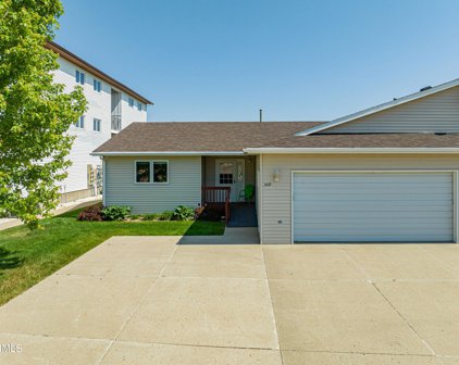 308 15th Street NE, Mandan