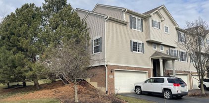 1840 Fredericksburg Lane, Aurora
