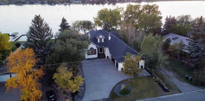 207 East Chestermere Drive, Chestermere