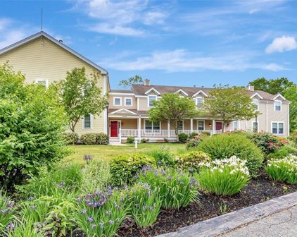 82 Virginia Rd Unit 106, Lincoln
