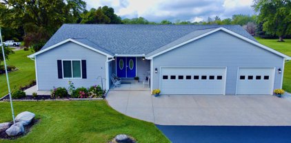 5910 Becht Road, Coloma