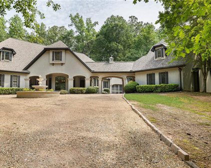 625 Gantt Road, Alpharetta