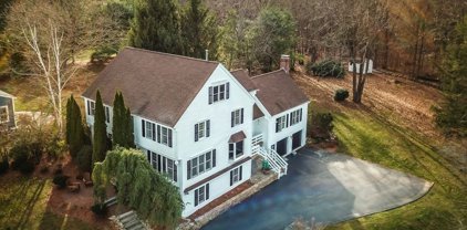 15 Piccadilly Way, Westborough