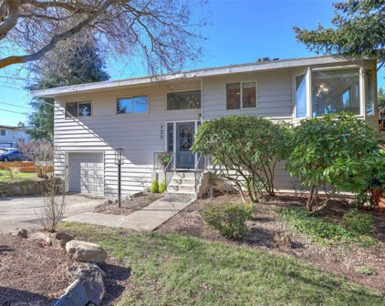720 8th Avenue S, Edmonds