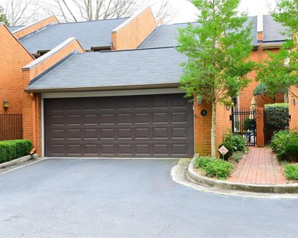 18 Willow Ne Glen Unit 18, Atlanta