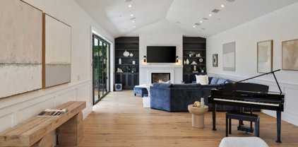 11568 Kling Street, North Hollywood