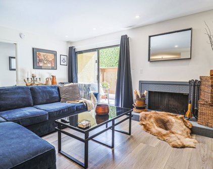 16022  Moorpark St Unit 103, Encino