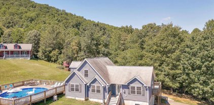 1104 Murrells Gap Road, Bedford
