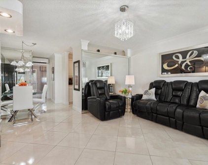 900 Atlantic Shores Blvd Unit #118, Hallandale Beach
