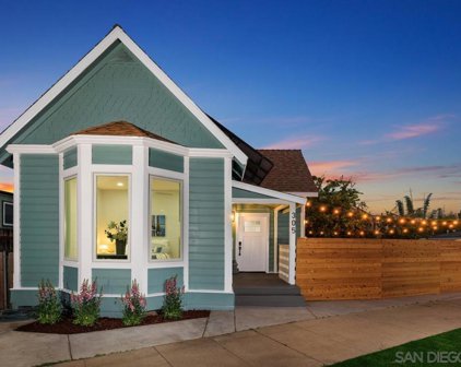 305 Pomona Ave, Coronado