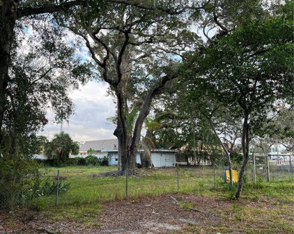 1375 S Michigan Avenue, Clearwater