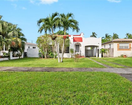 572 Mokena Dr, Miami Springs
