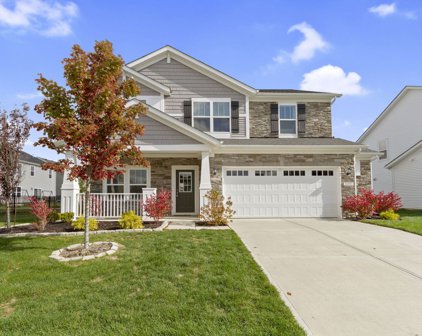 18391 Burton Way, Westfield