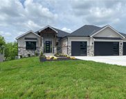 102 Grand Prairie Circle, Lake Winnebago image