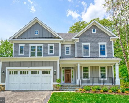 1826 Dalmation Dr, Mclean