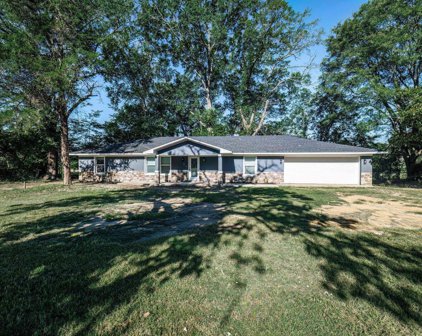 891 E County Line, Arkadelphia