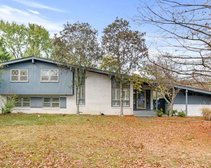 309 Mosley Dr, Brentwood