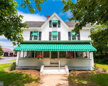 321 E Market St E, Snow Hill