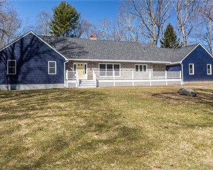 10 Mountain Laurel  Way, North Kingstown