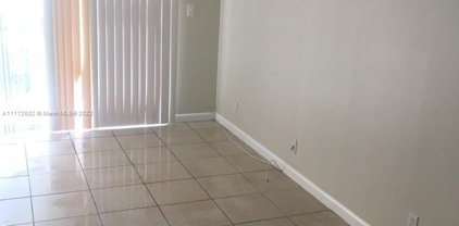 2820 Nw 55th Ave Unit #2B, Lauderhill