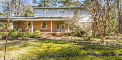 618 Cheadle Loop Road, York County South