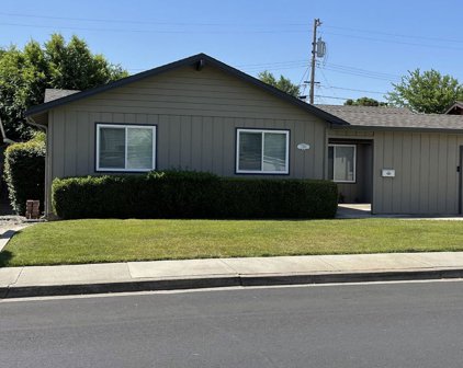 8645 Beverly Ln, Dublin
