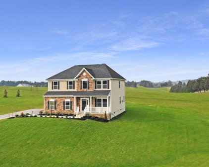 740 Huttle Rd, Middletown