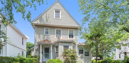 74 Fifth Avenue, New Rochelle