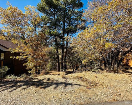 1436 Klamath Road, Big Bear City