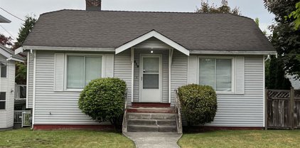 819 Fifth Street, New Westminster