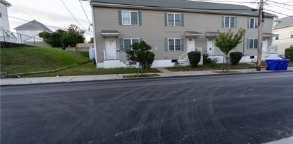 23 Grotto Avenue, Pawtucket