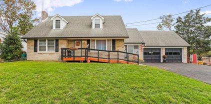 591 Bedington Rd, Martinsburg
