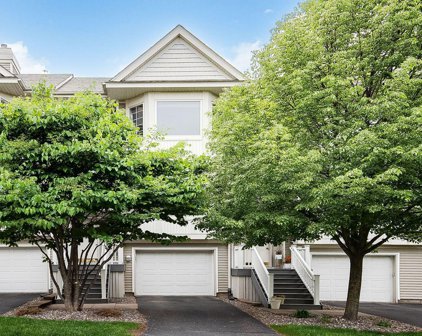 8809 Brunswick Path Unit #1302, Inver Grove Heights