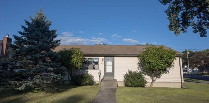 29 Kinne Street, West Warwick